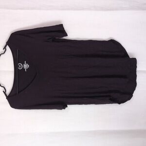 Maurices 24/7 Black Scoop Neck Tee Size Small